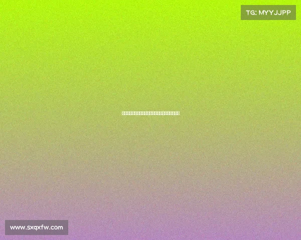 网球比赛现场观众热情高涨激发运动氛围成赛事亮点